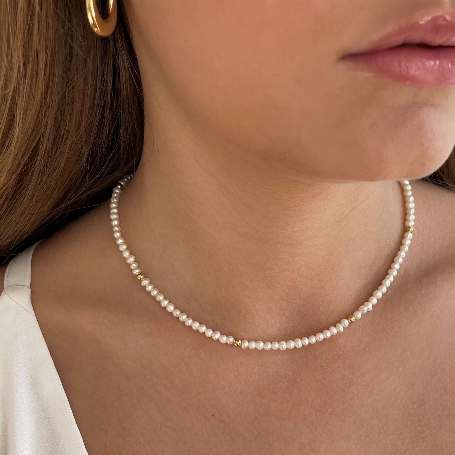 Pearl choker pendant deals necklaces